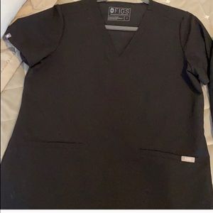 FIGS SMALL SCRUB TOP